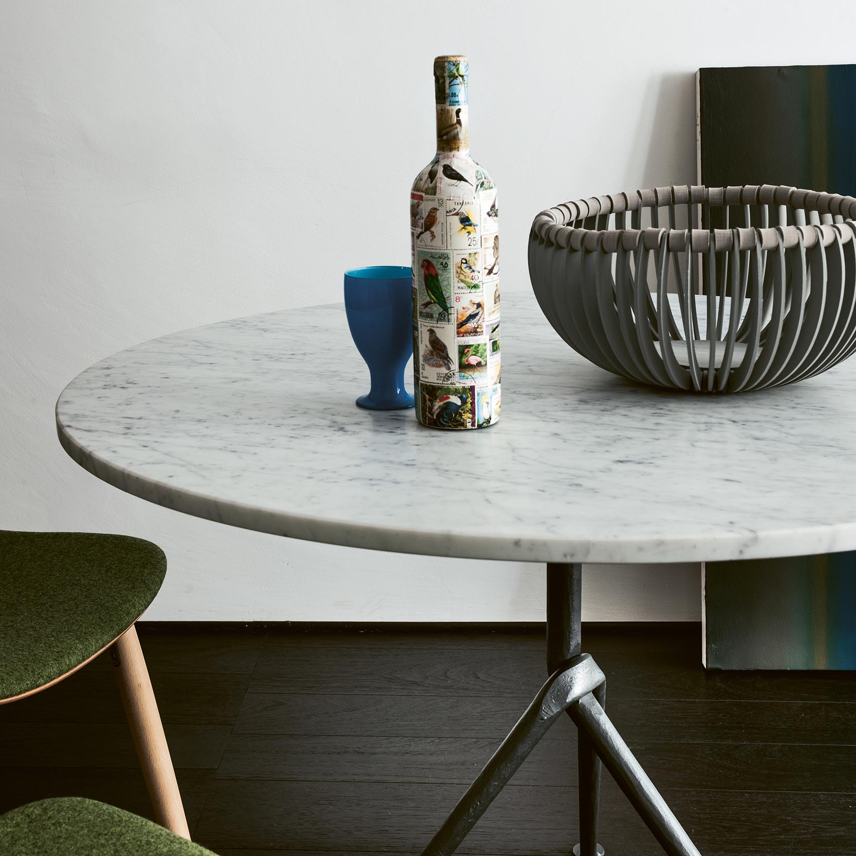 Magis Officina Round Table