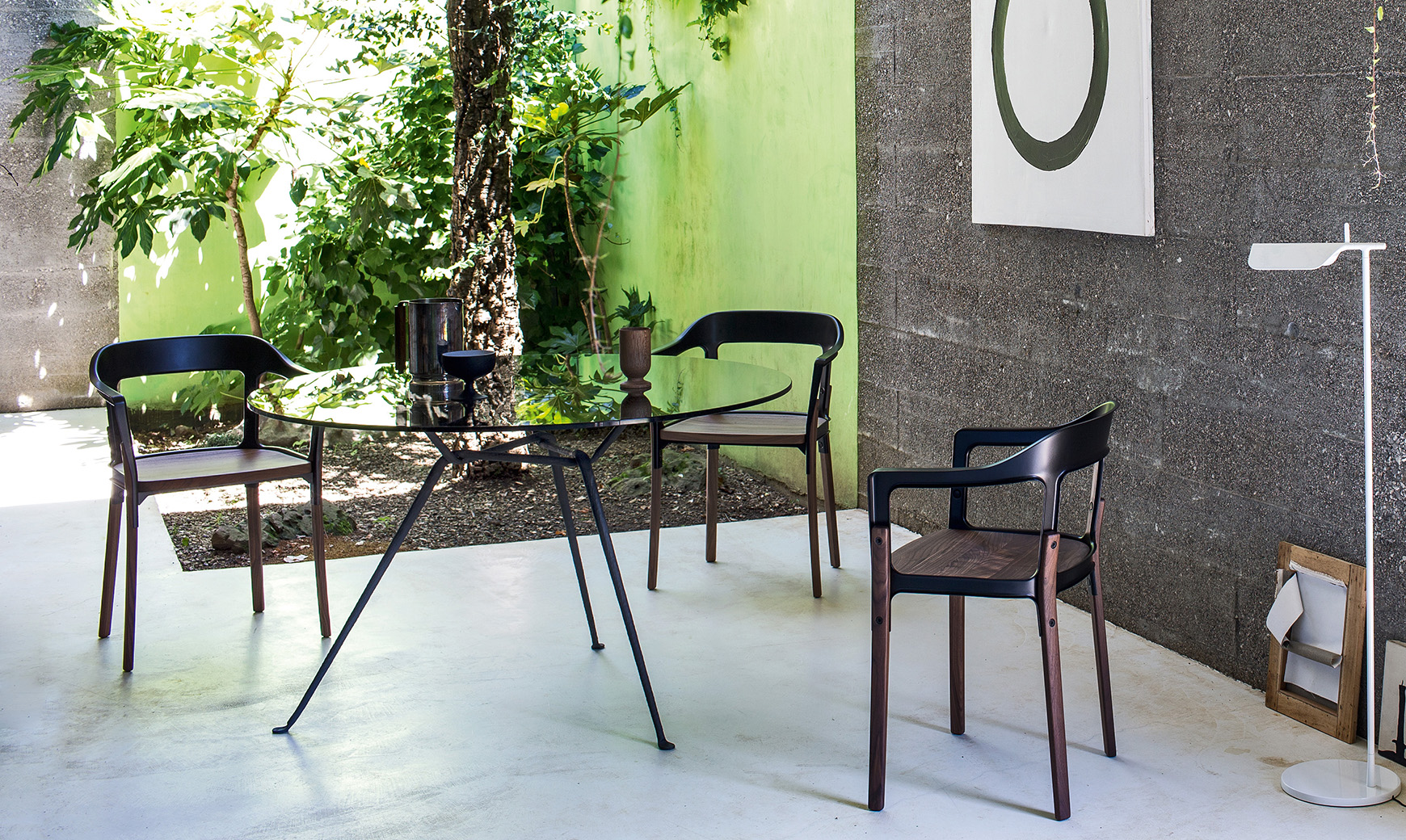 Magis Officina Round Table