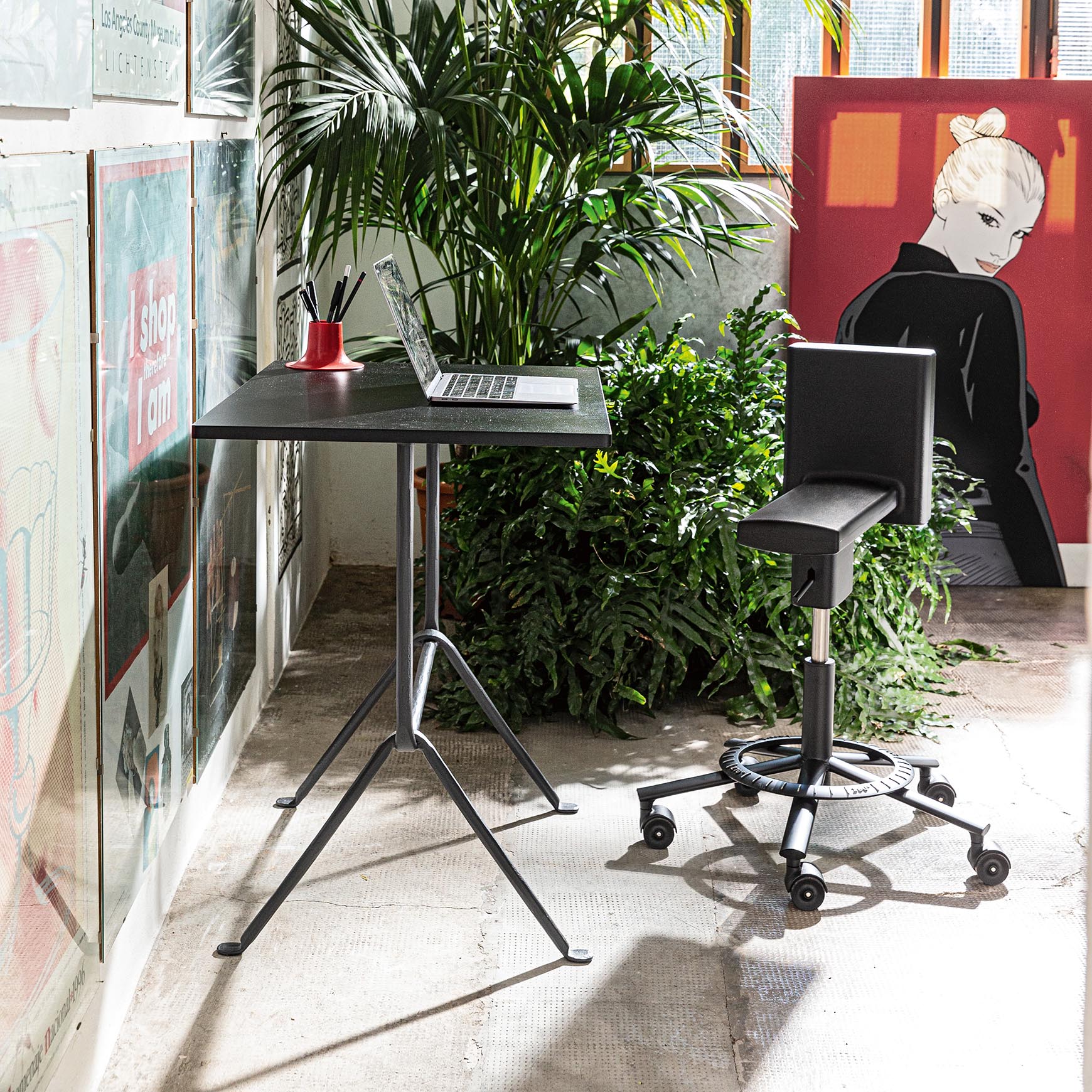 Magis Officina Bistrot Table