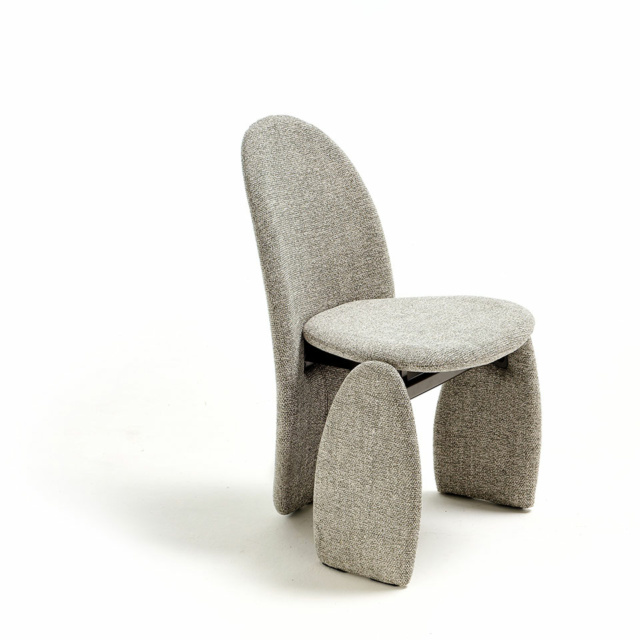 Mogg Lunee Chair