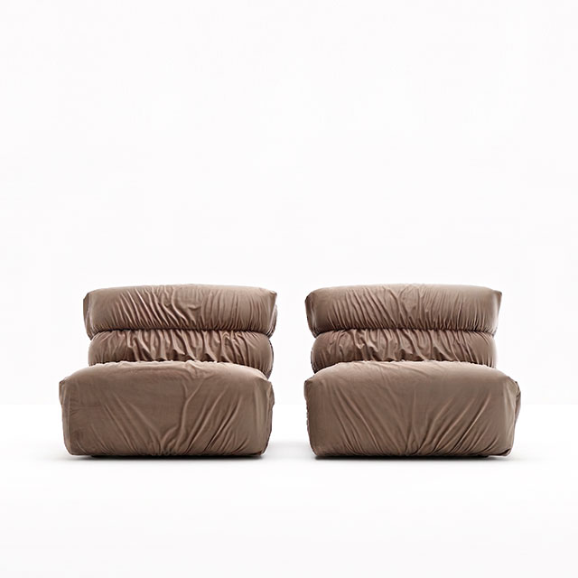 Mogg Perla Armchair