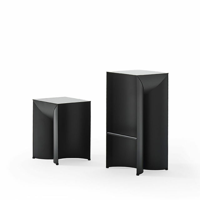 Mogg Uccio Stool