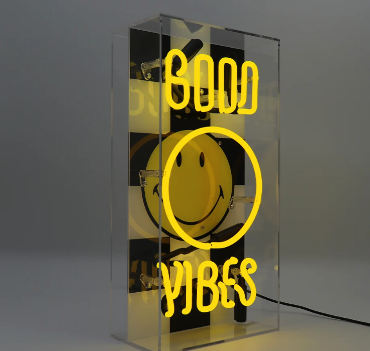 Good Vibes Smiley Plexi Neon