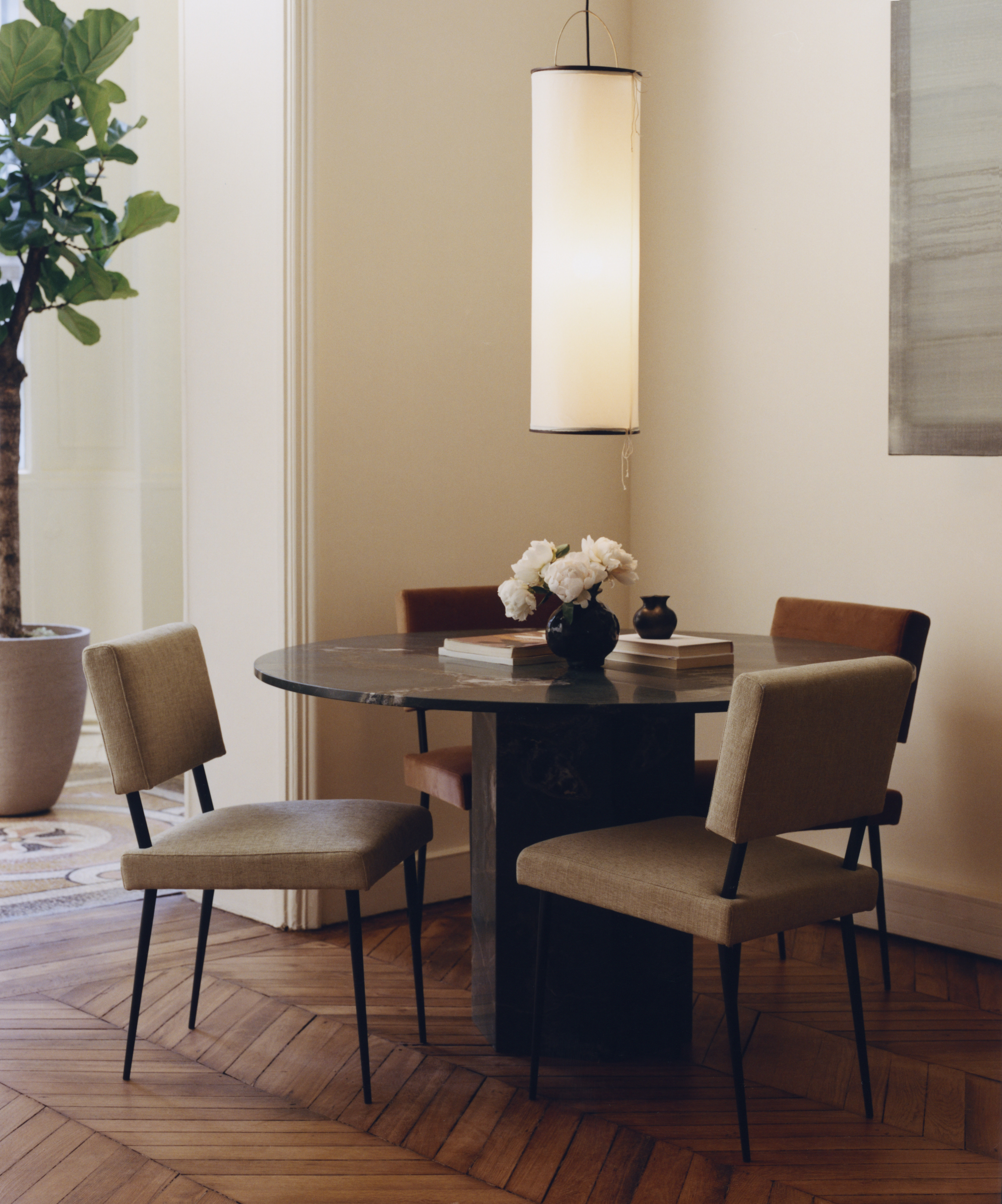 Gubi M-Chair Dining Chair