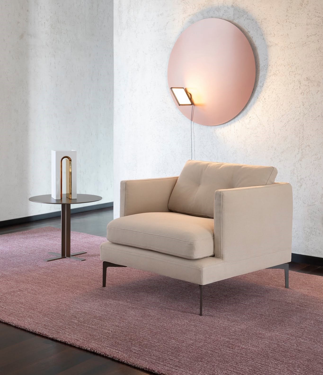 Saba Essentiel Armchair