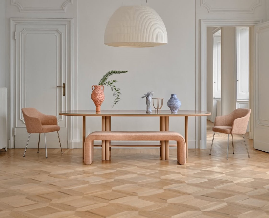 Saba Isabelle Chair