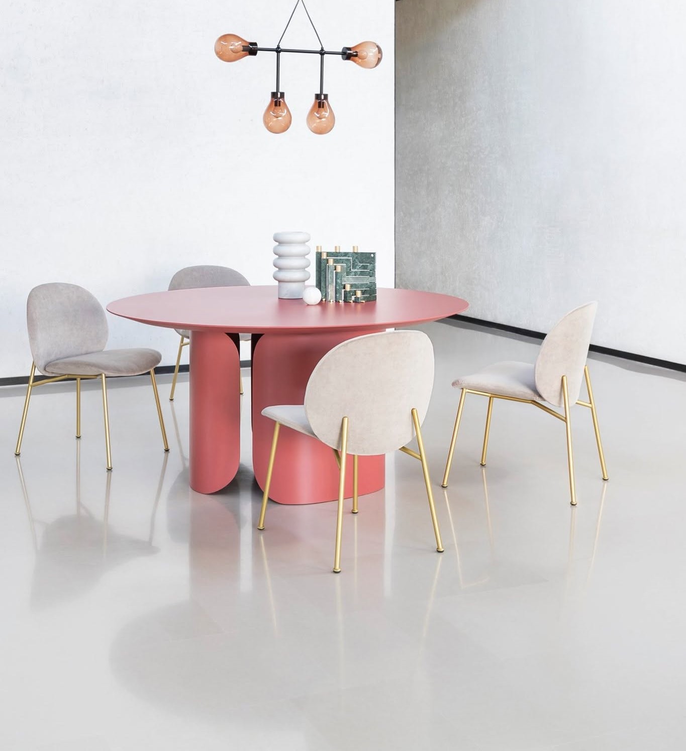 Saba Ola Chair