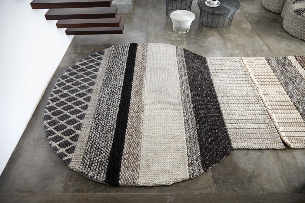 Gan Rugs Mangas Original Rug Globo MG3