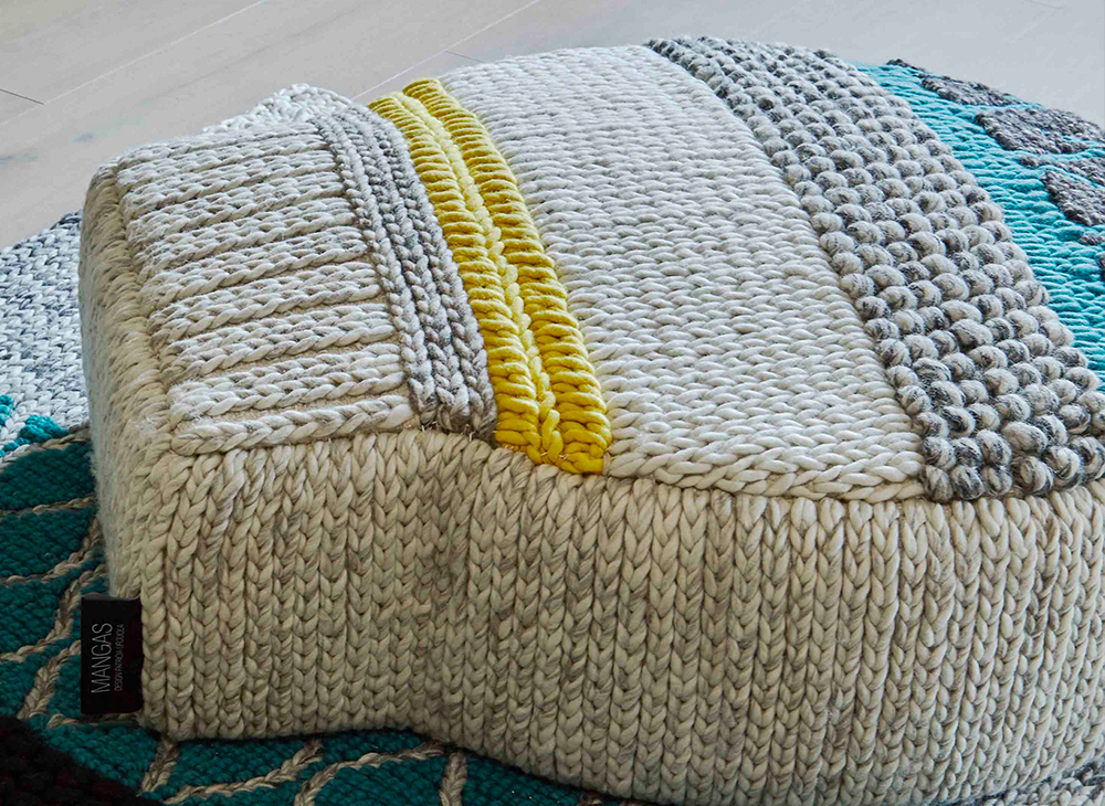 Gan Rugs Mangas Original Pouf Globo MP2