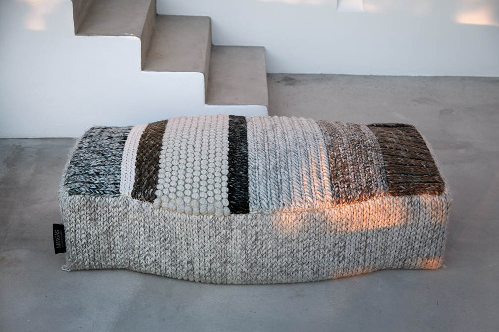 Gan Rugs Mangas Original Pouf Campana MP3N