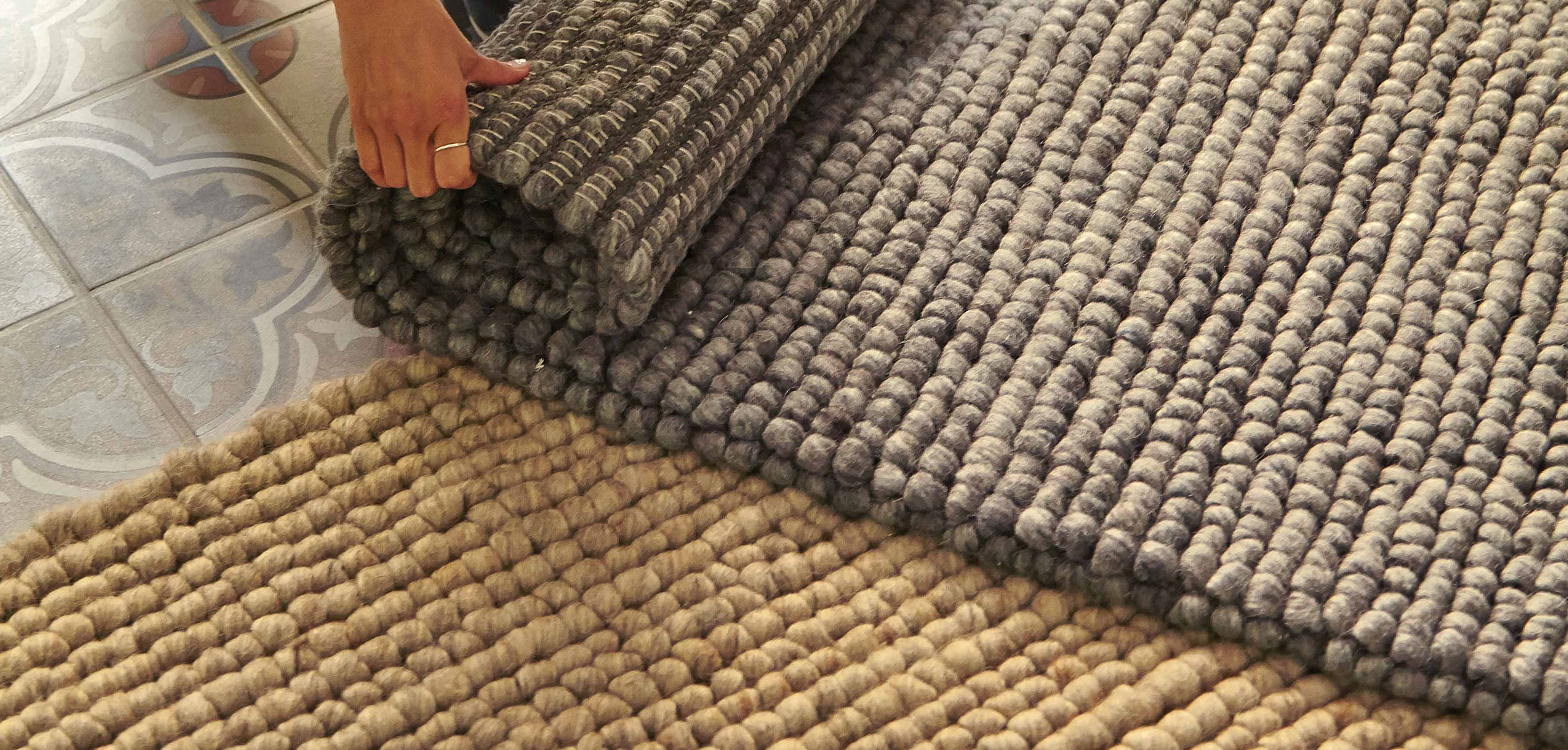 Gan Rugs Hoot Rug Grey