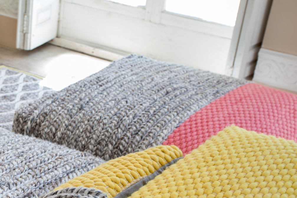 Gan Rugs Mangas Space Pouf Plait Coral