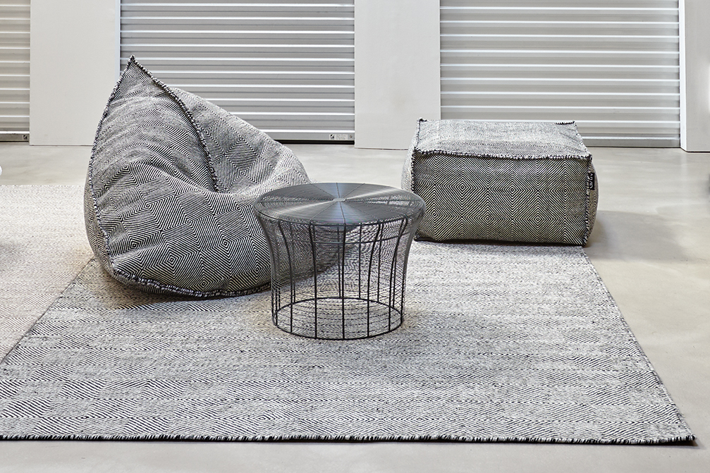 Gan Rugs Sail Rug Black