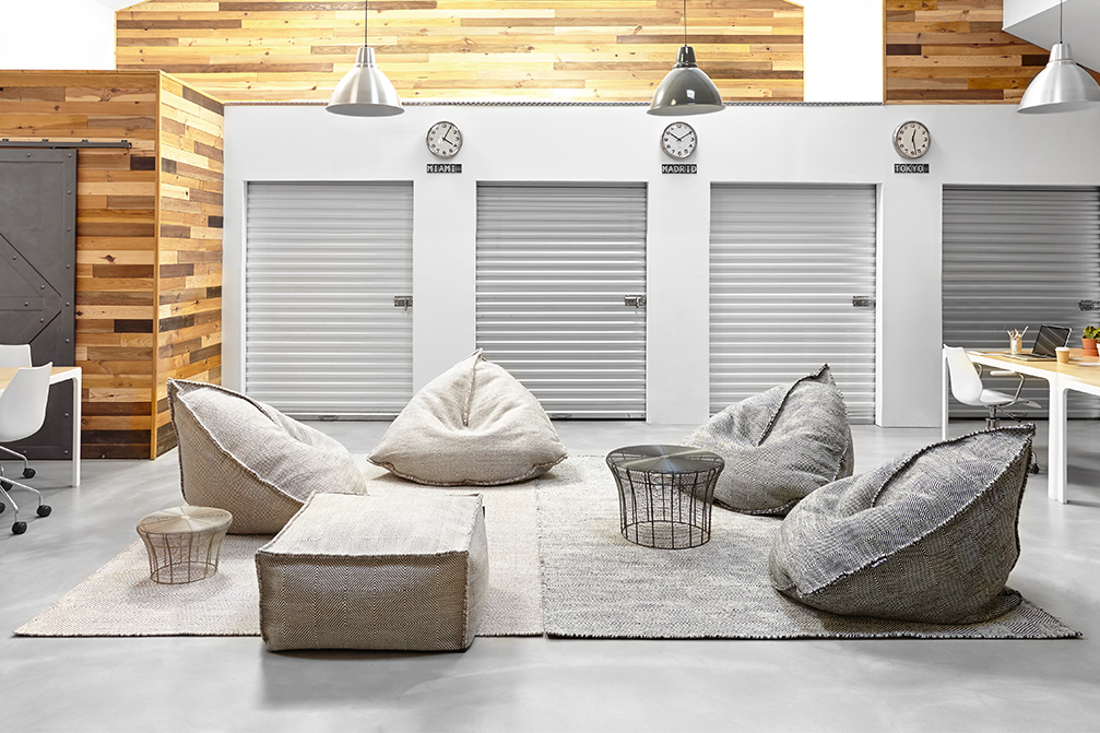 Gan Rugs Sail Rug Black