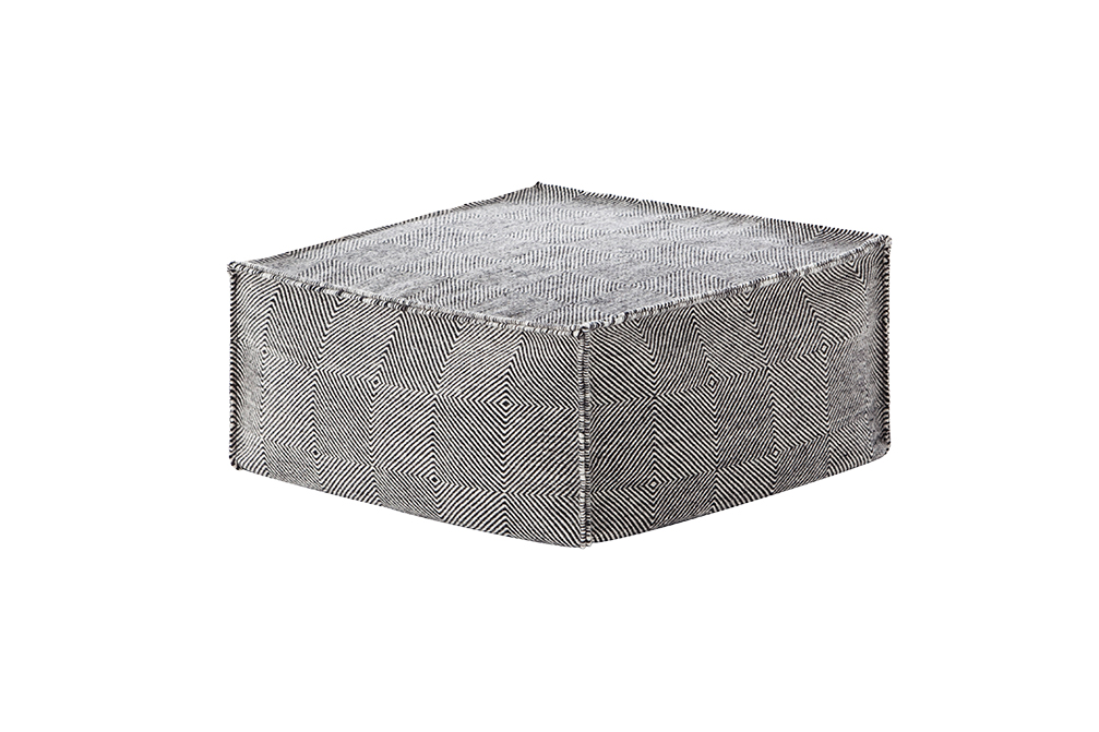 Gan Rugs Sail Pouf Negro Square