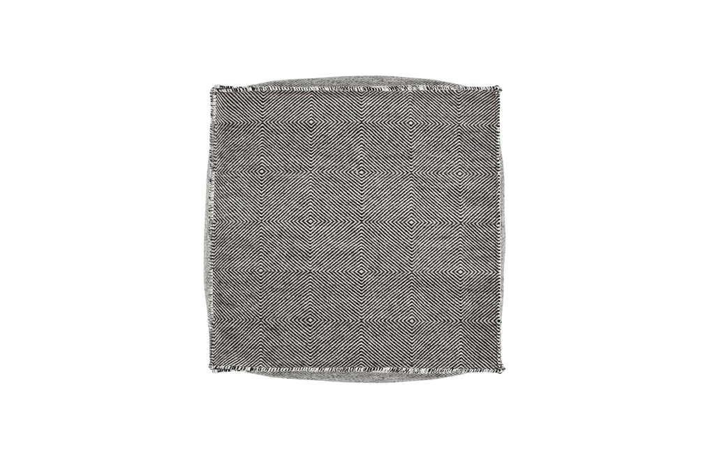 Gan Rugs Sail Pouf Negro Square