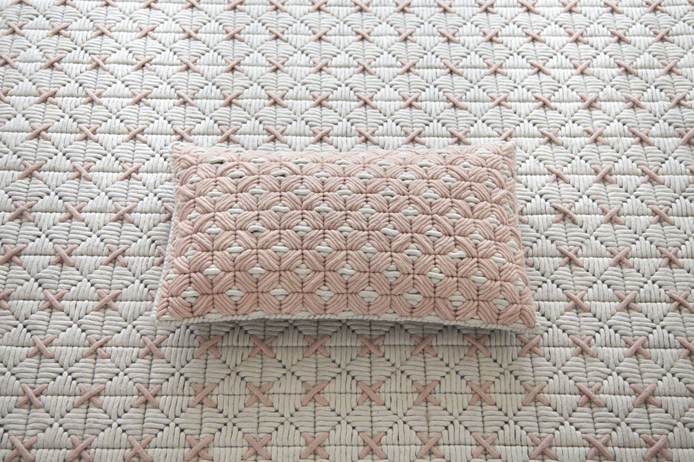 Gan Rugs Silai Cushion Rose-Light grey