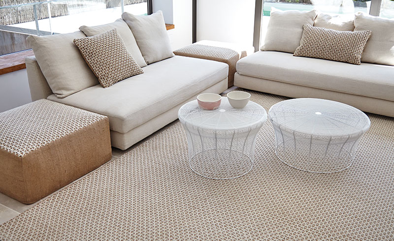 Gan Rugs Raw Rug White