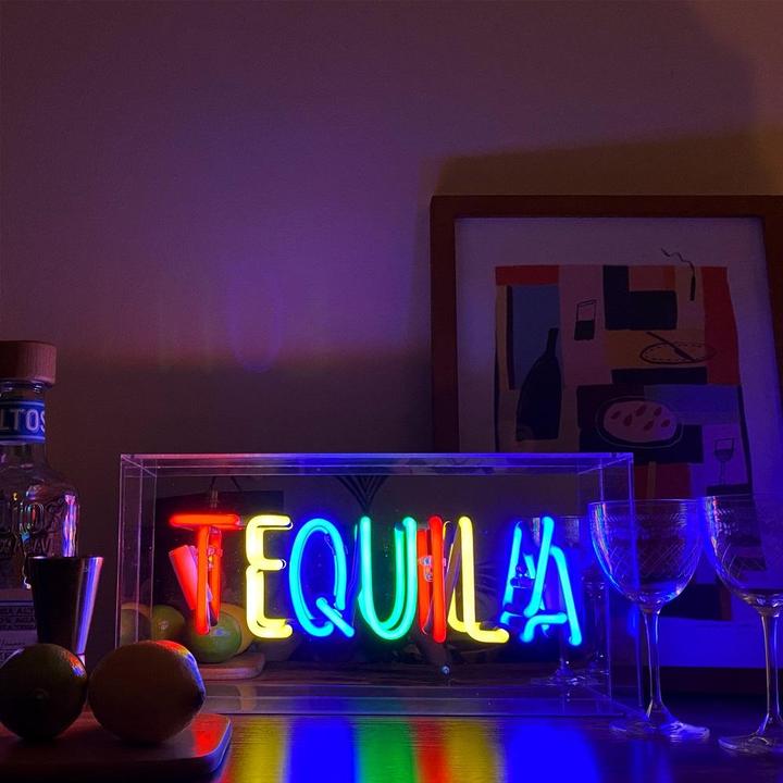 Loveit Tequila Neon Plexiglass Box