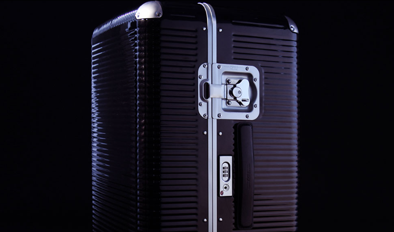 FPM Bank Light Trunk on Wheels Suitcase