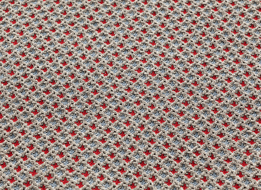 Gan Rugs Garden Layers Roll Gofre Red Small