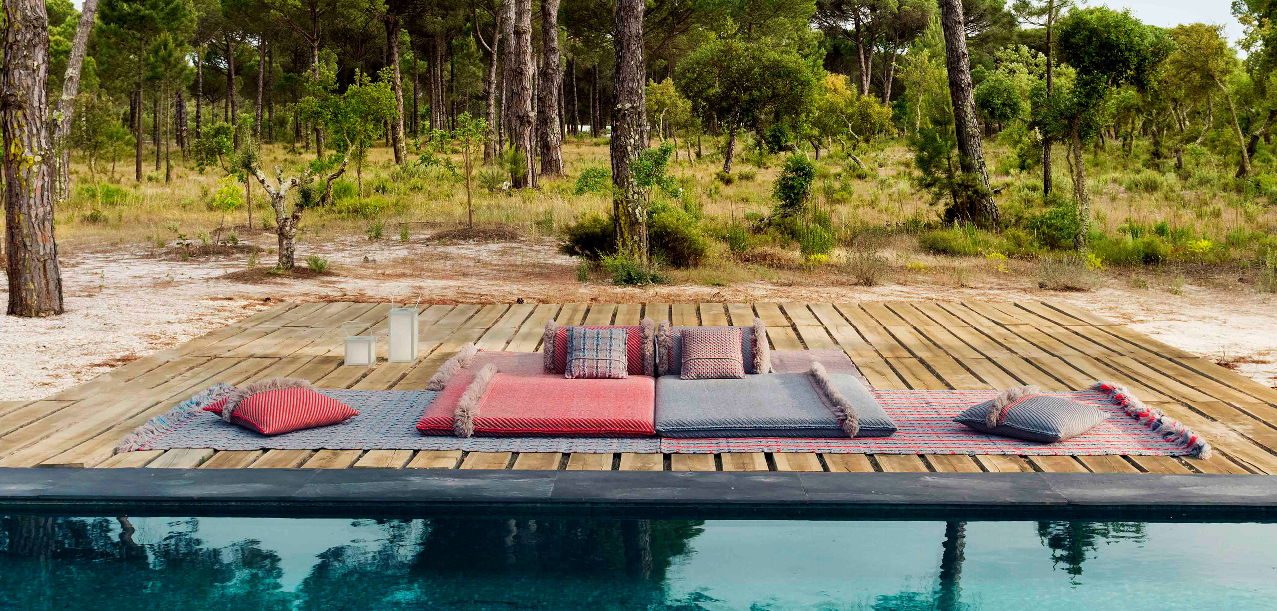 Gan Rugs Garden Layers Cushion Tartan Blue Big