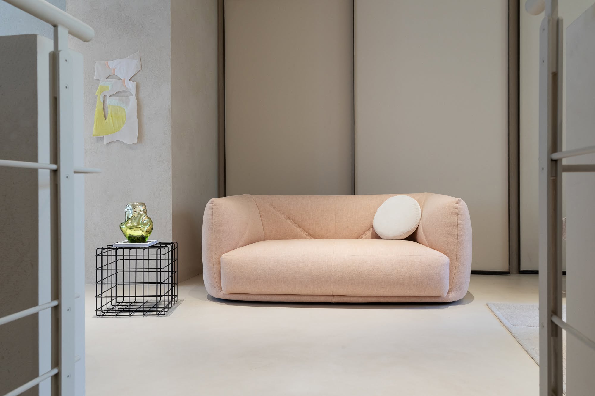 Saba Vela Sofa