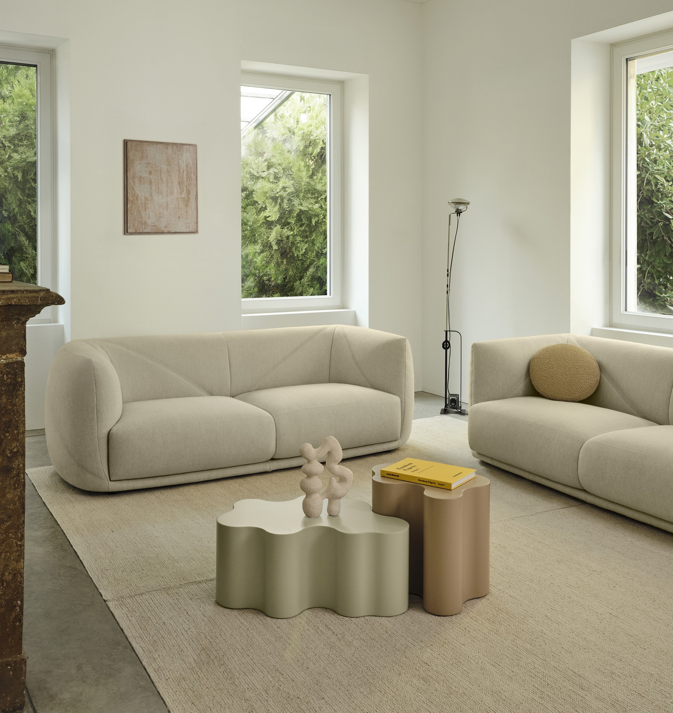 Saba Vela Sofa
