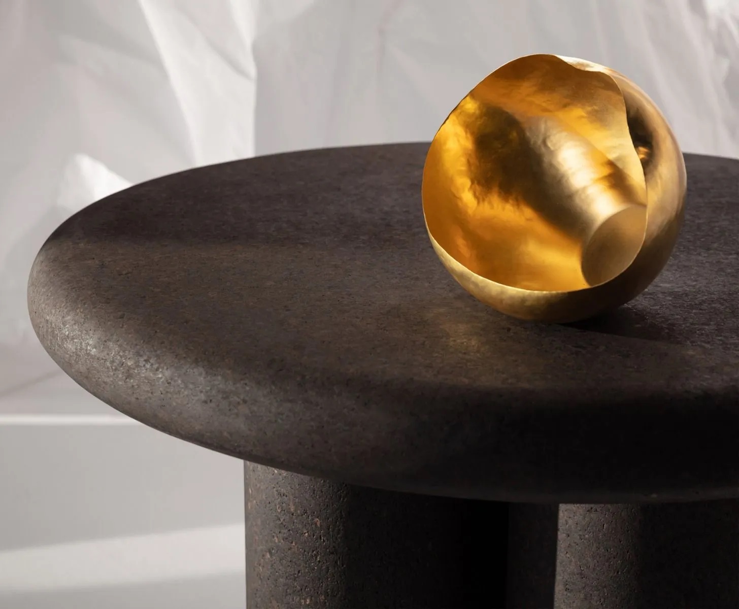 Loveit Tom Dixon Cork Table