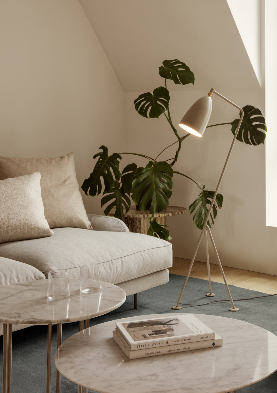 Gubi Grashoppa Floor Lamp