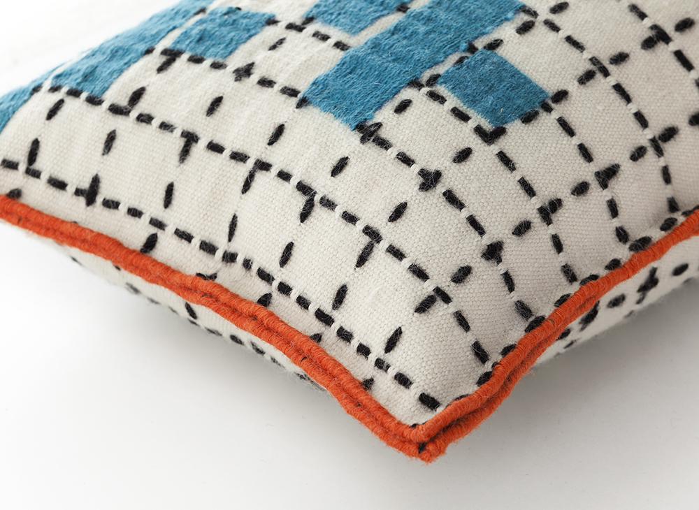 Gan Rugs Bandas Cushion C Turquoise