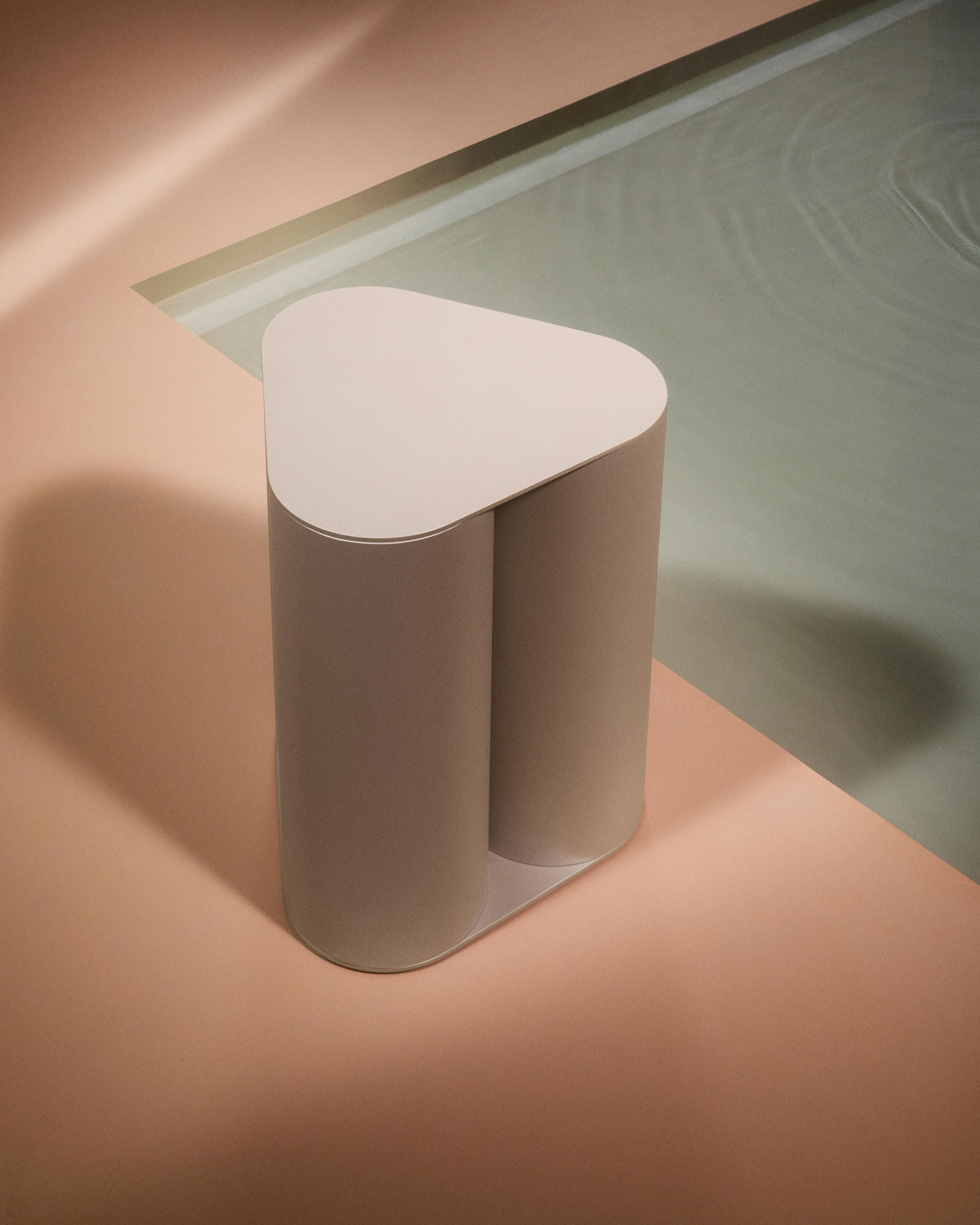 Saba Tres Coffee Table