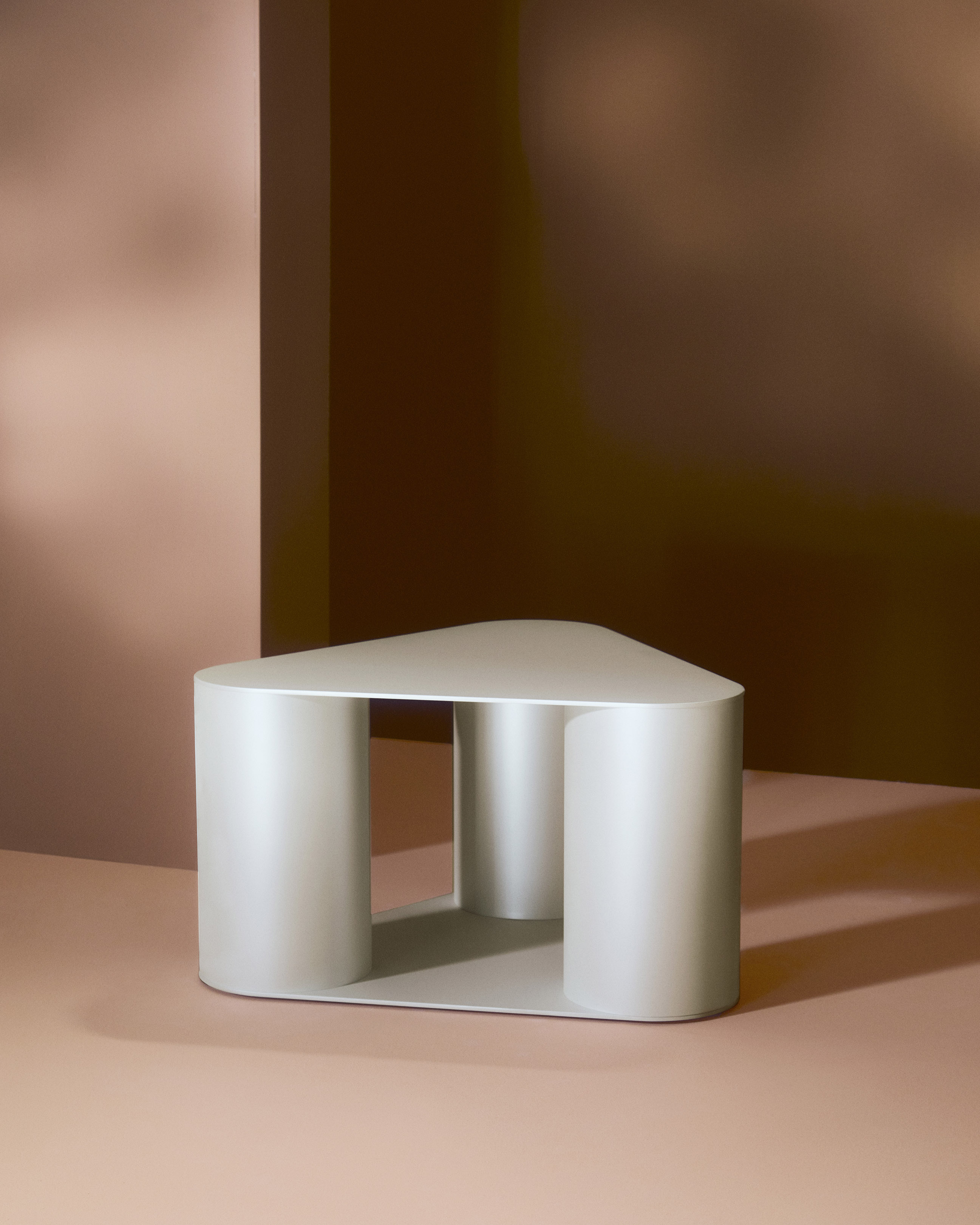 Saba Tres Coffee Table