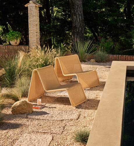 Gubi P3 Lounge Chair Outdoor