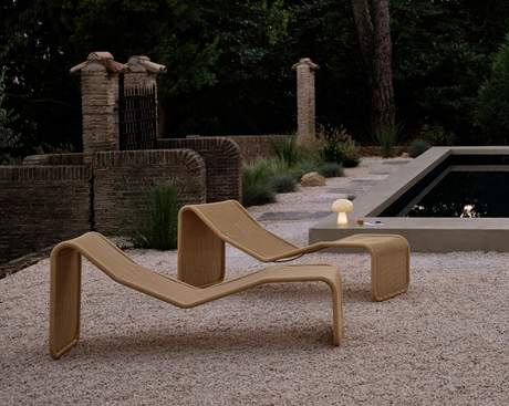 Gubi P3S Chaise Longue Outdoor