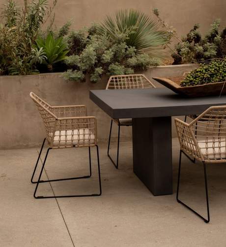 Saba New York Soleil Outdoor Chair