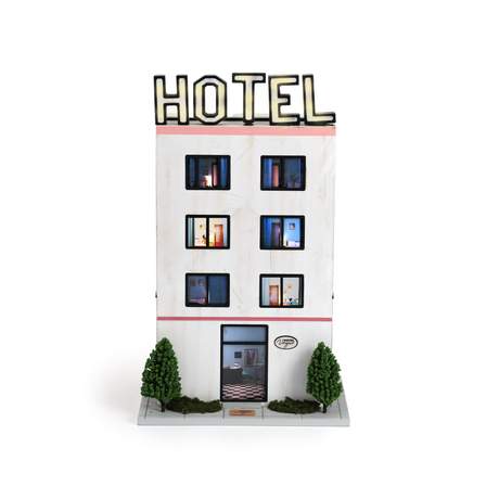 Seletti Hotel Voyeur