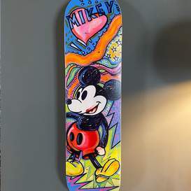 Mickey Skate