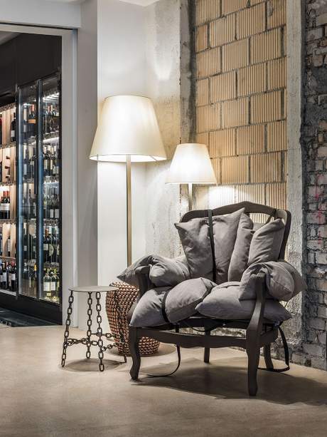 Mogg 7Pillows Armchair 