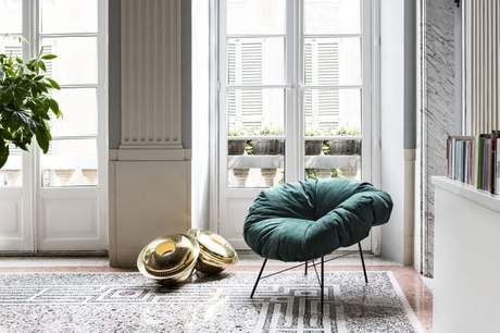 Mogg Closer Armchair 