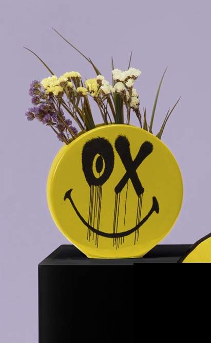 Seletti Smiley Collection Porcelain OX Vase Smiley by Andre Saraiva