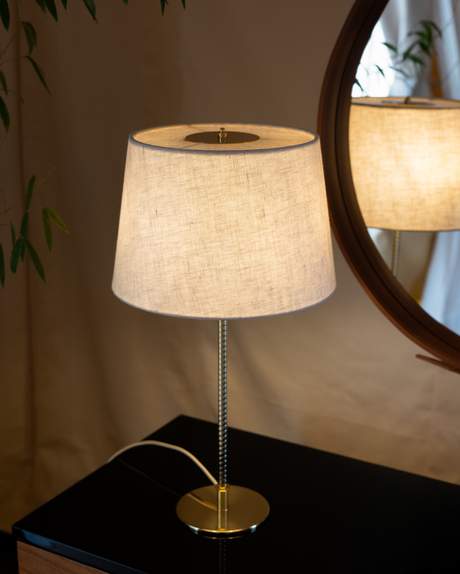 Gubi 9205 Table Lamp