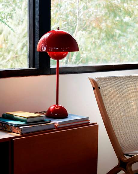 &Tradition Flowerpot Table Lamp VP3