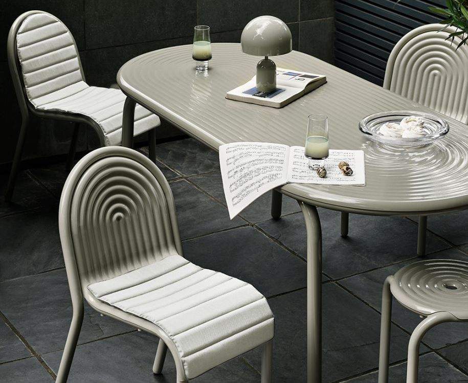 Tom Dixon Groove Obround Table