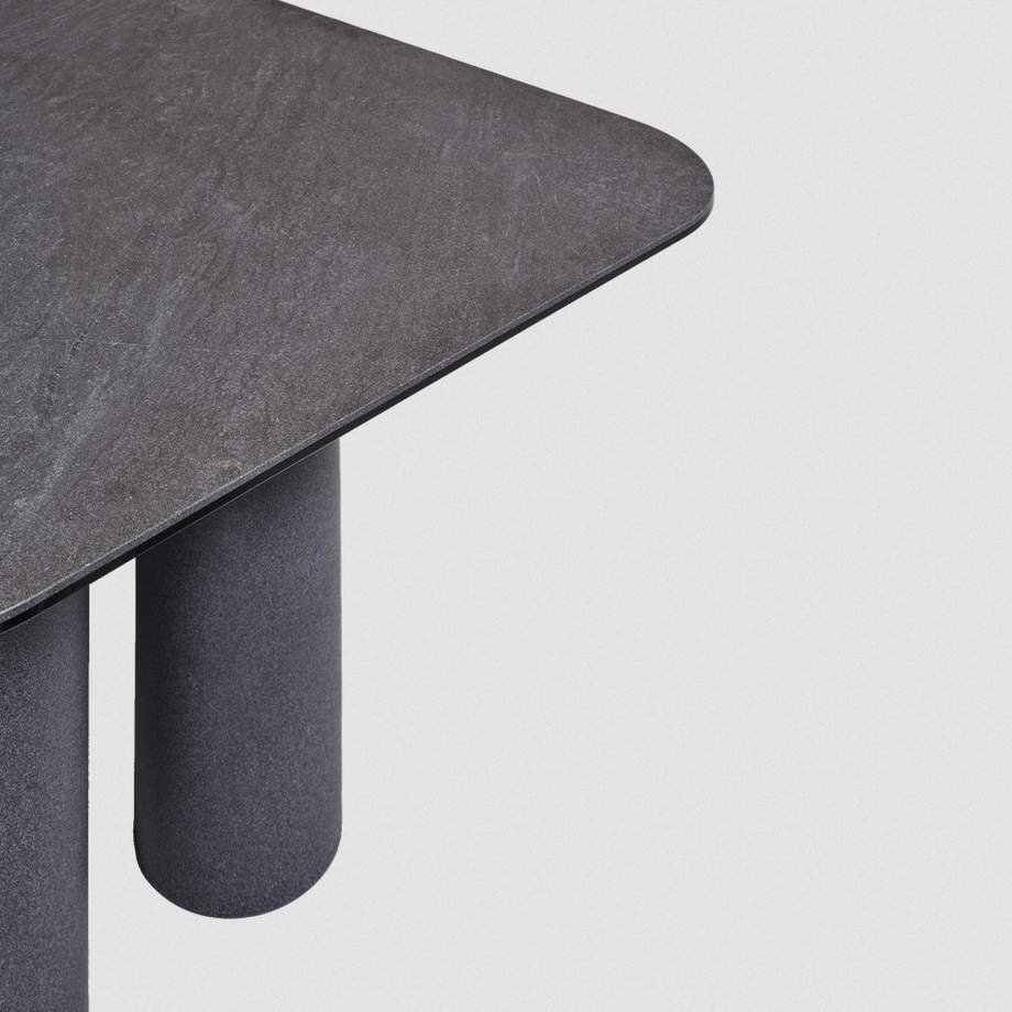 Qeeboo Toto Table