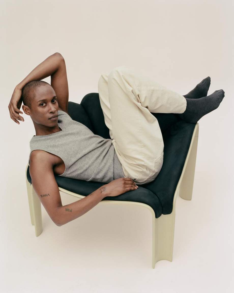 Gubi F300 Lounge Chair