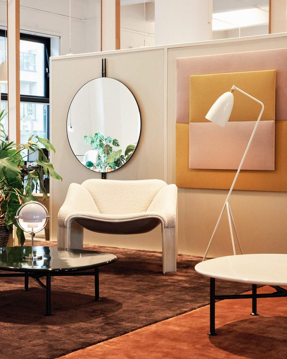 Gubi F300 Lounge Chair
