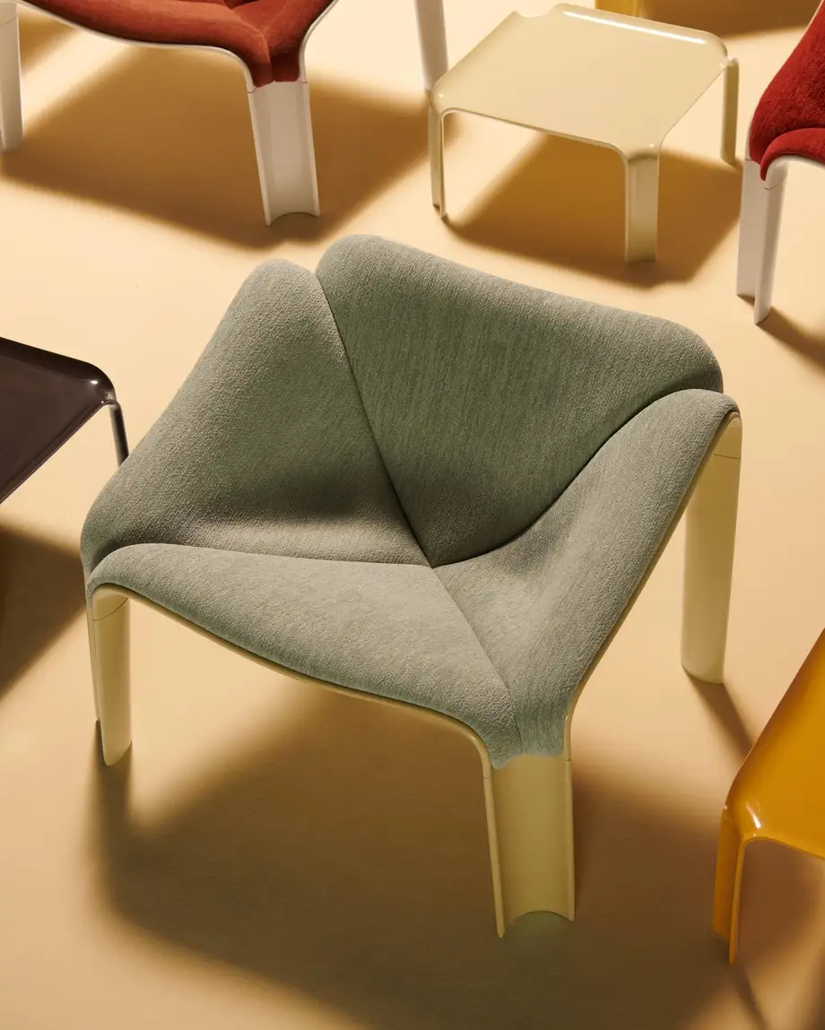 Gubi F300 Lounge Chair
