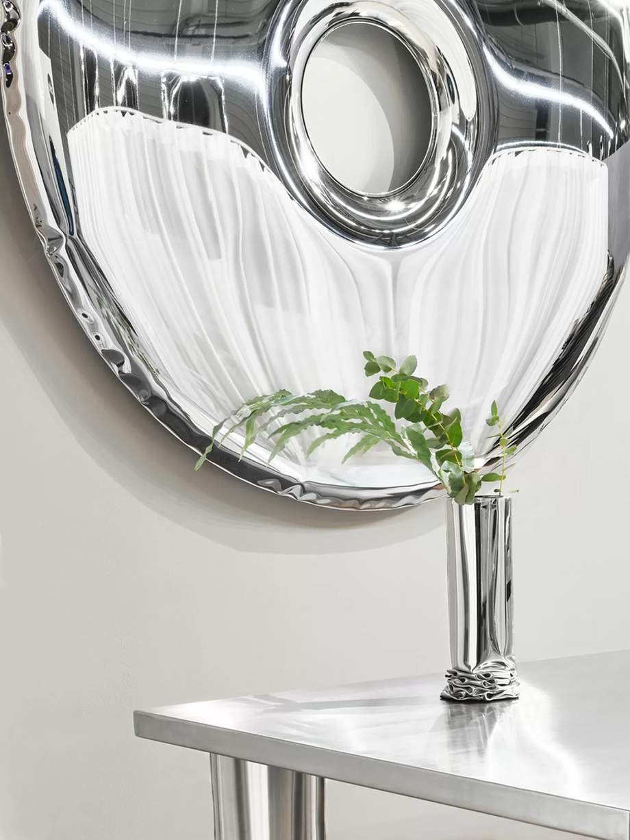 Zieta Crash Vase