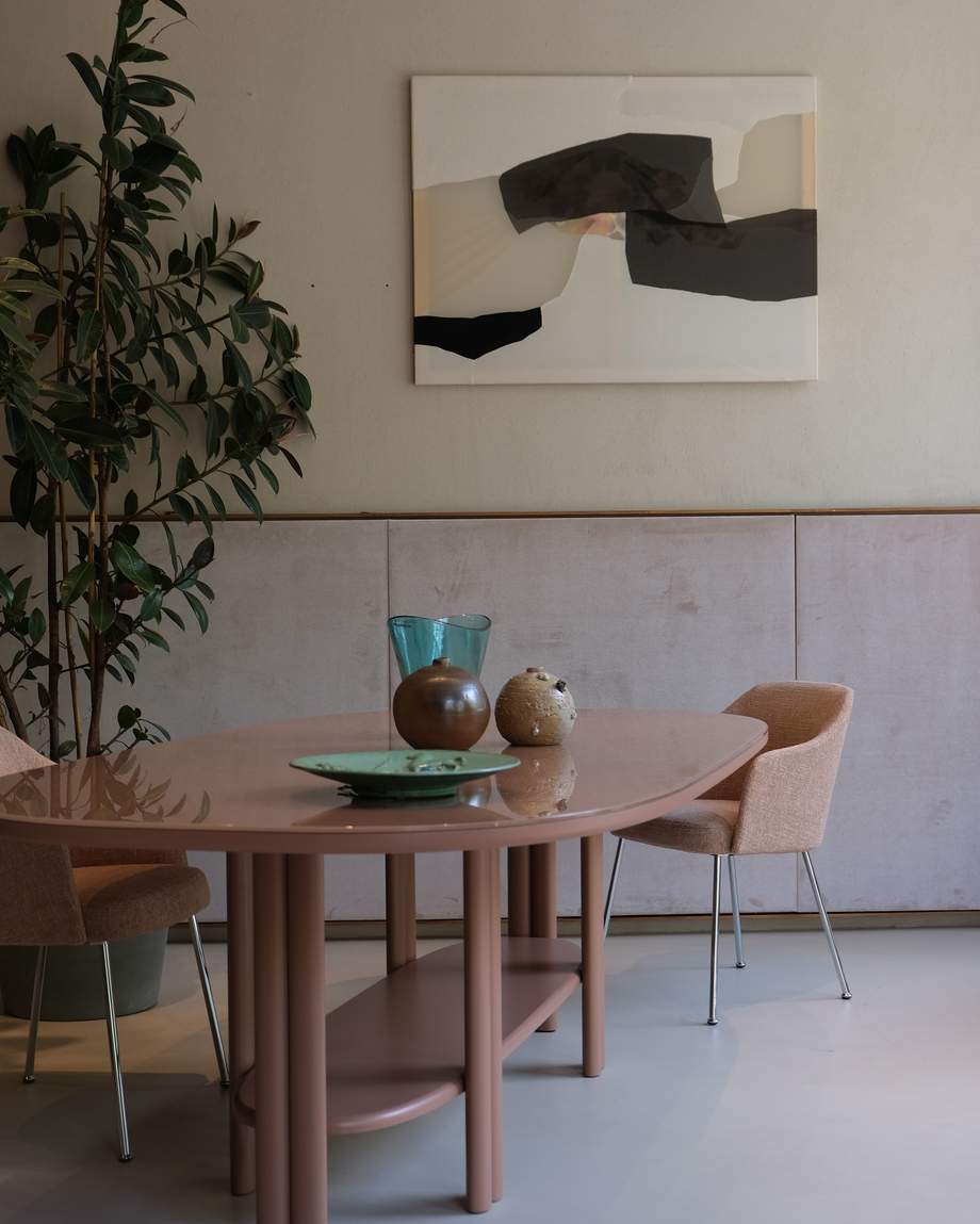 Saba Anam Table